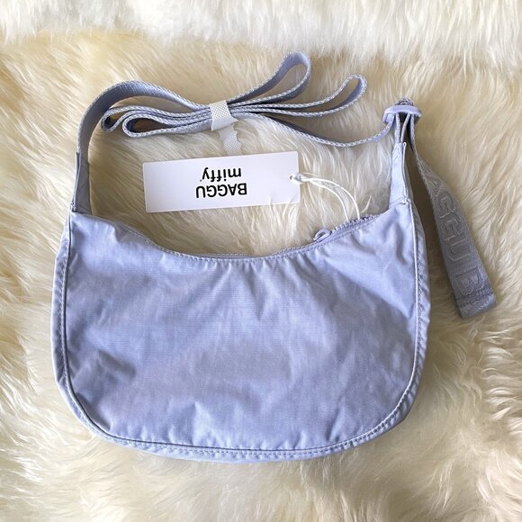 NWT Baggu Small Crescent Bag - Embroidered Miffy - Picture 3 of 8